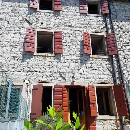 Casa Nonna Silla Apartment Cison di Valmarino